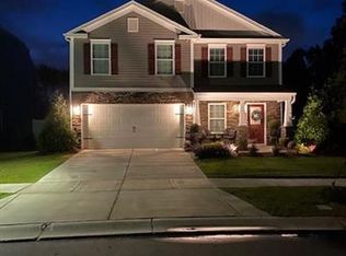 8906 Harwood Knoll Dr, Charlotte, NC 28214