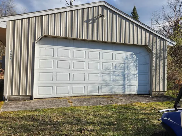4590 Lakeview Dr, Hale, MI 48739