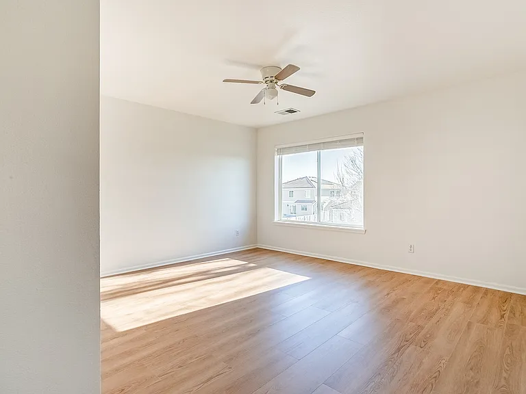 5178 N Netherland St — Photo 16