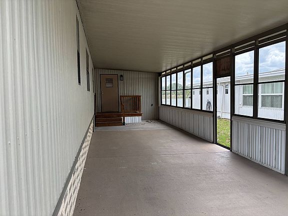 5th image of 4 Bonny Shores Dr