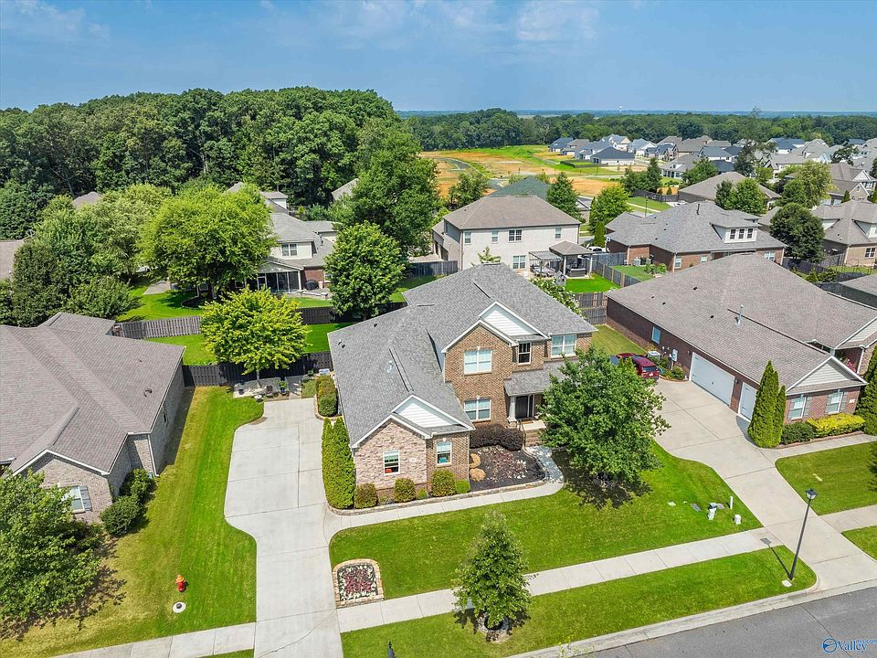 1st image of 48 Green Creek Rd