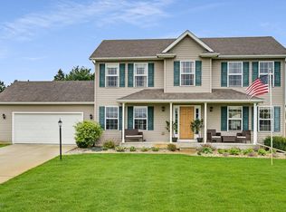 69428 Sundance Dr, Edwardsburg, MI 49112