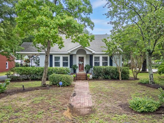647 Ellis St, Mount Pleasant, SC 29464
