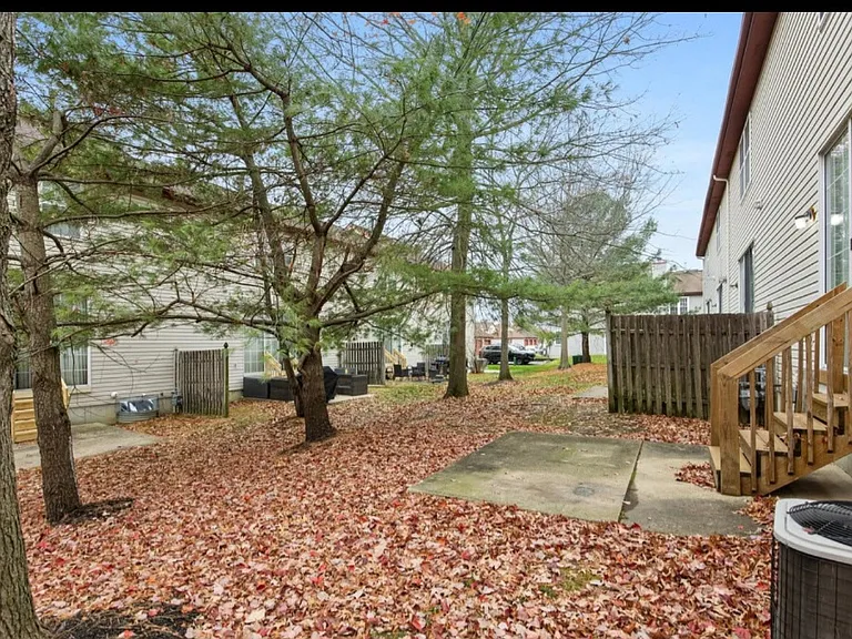 771 Chanticleer — Photo 19