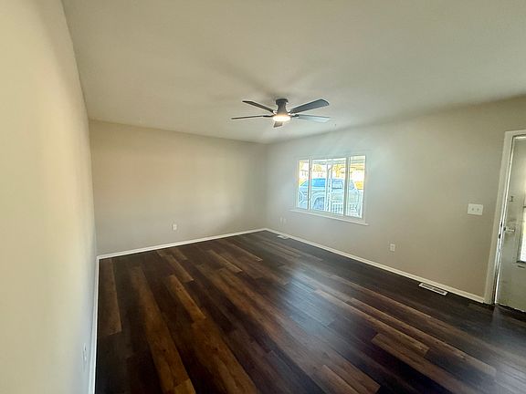 4th image of 4161 Grayfriars Ln #4161