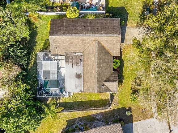 4th image of 491 Westford Cir