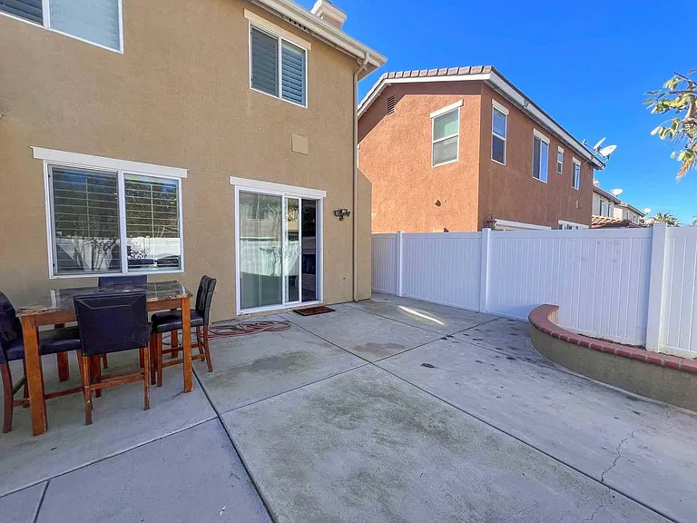 26074 Lugo Dr — Photo 30