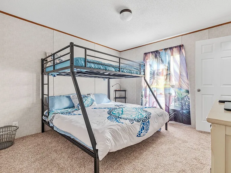 27851 Roanoke Cir — Photo 11