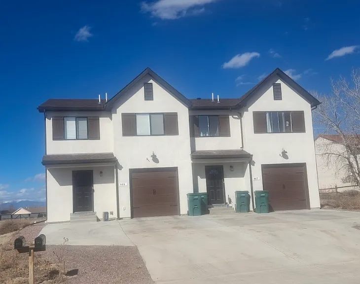 989 S Harmony Dr — Photo 3