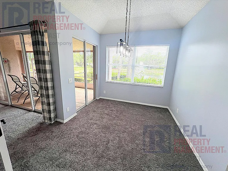 4636 Deer Trail Blvd — Photo 11