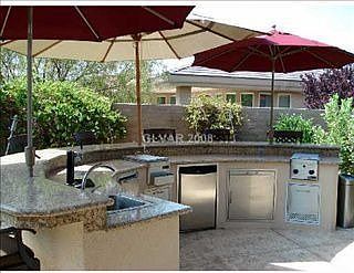 4th image of 11 Brookridge Dr