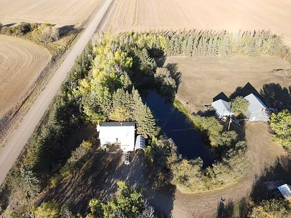 3rd image of 81404 Range Road 223 Rural Northern