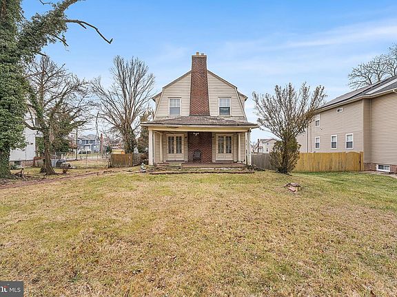 3rd image of 4403 Springdale Ave