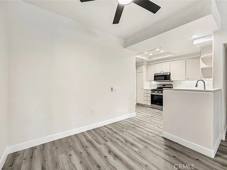 1603 Solvay Aisle — Photo 10