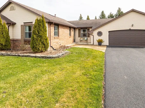66 Chimney Sweep Ln, Rochester, NY 14612