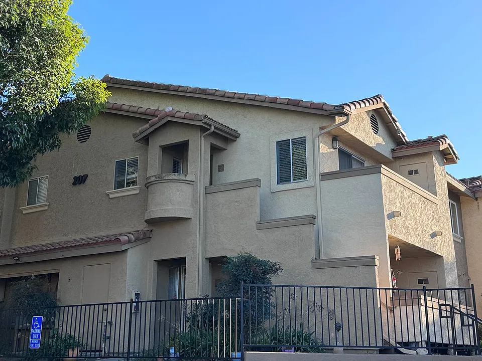 207 Woodland Pkwy #231
