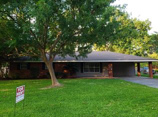 321 Genevieve Dr, Lafayette, LA 70503