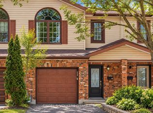 1321 Morley Blvd, Ottawa, ON K2C1R1