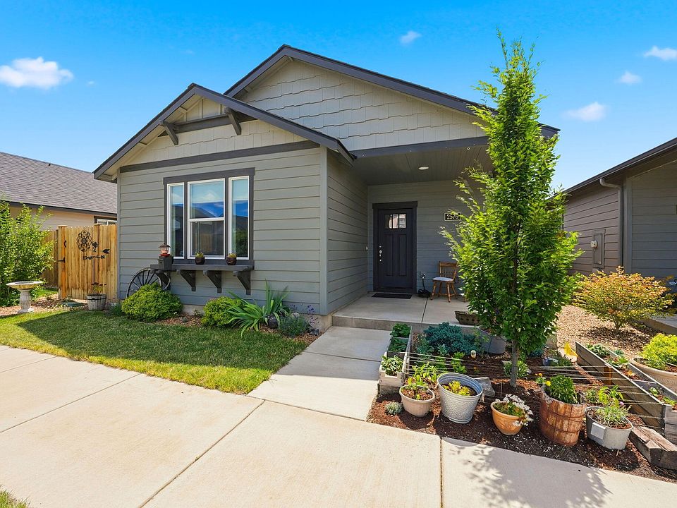 1st image of 2576 NW Teak Pl