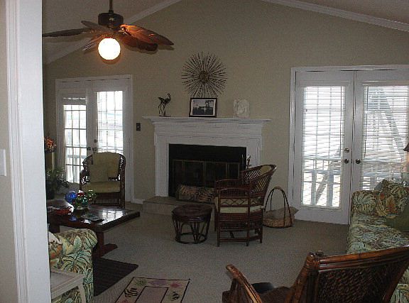 Living room 2