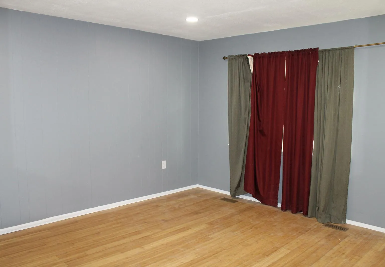 3 bed, 1116 sqft, $2,000 — Photo 4