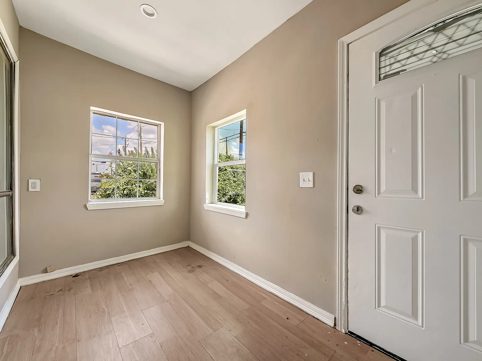 3 bed, 1360 sqft, $1,500 — Photo 4