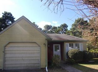 7 Abbey La, Whiting, NJ