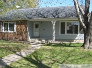 633 Lewis St S, Shakopee, MN 55379