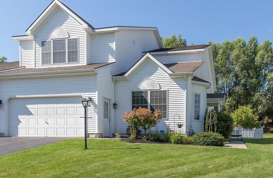 1st image of 18 Secretariat Ln