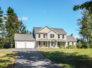 2 Wallace Ln, Mont Vernon, NH 03057