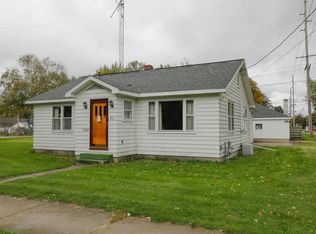 501 S Hooker Ave, Three Rivers, MI 49093