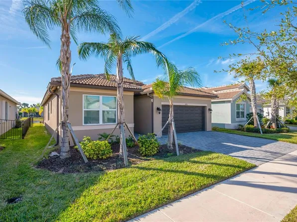 4911 Sienna Isles Ave, Wimauma, FL 33598