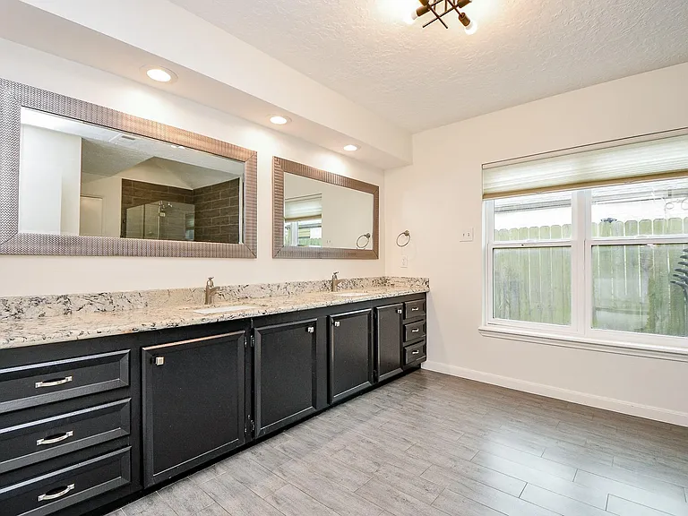 7711 Hopewell Ln — Photo 18