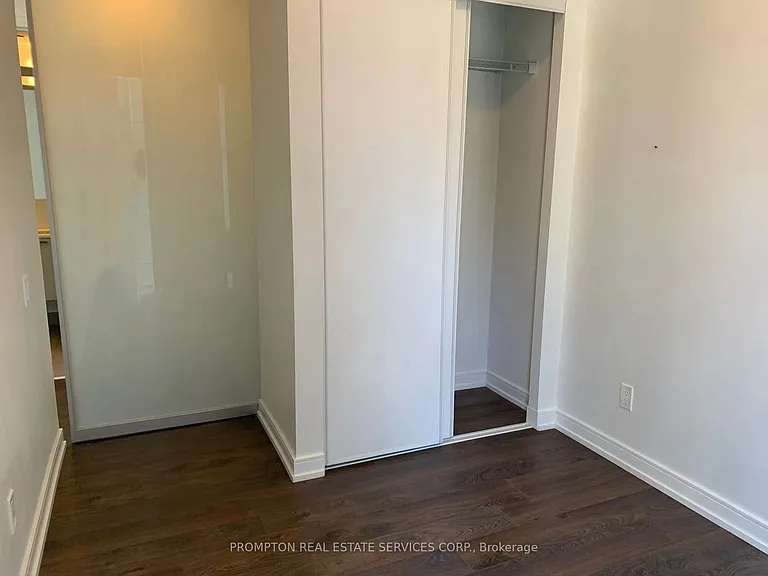 28 Wellesley St E #1909 — Photo 8