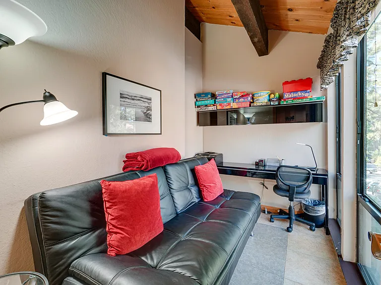 1001 Commonwealth Dr #156 — Photo 11
