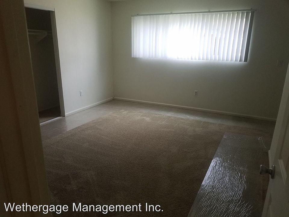 2nd image of 17331 San Luis St APT 2