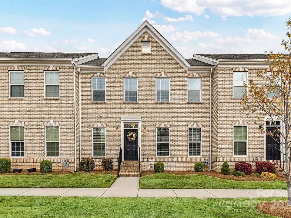1st image of 6724 Brighton Park Dr