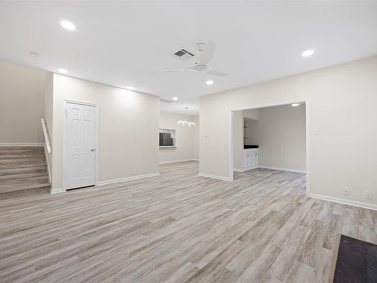 2668 Bering Dr #2668 — Photo 8