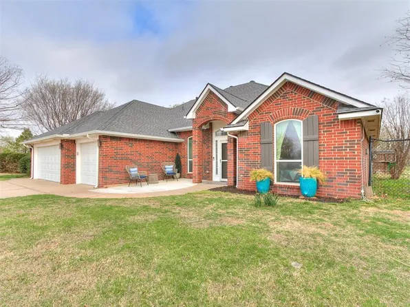 4949 Penn Place Dr, Edmond, OK 73025