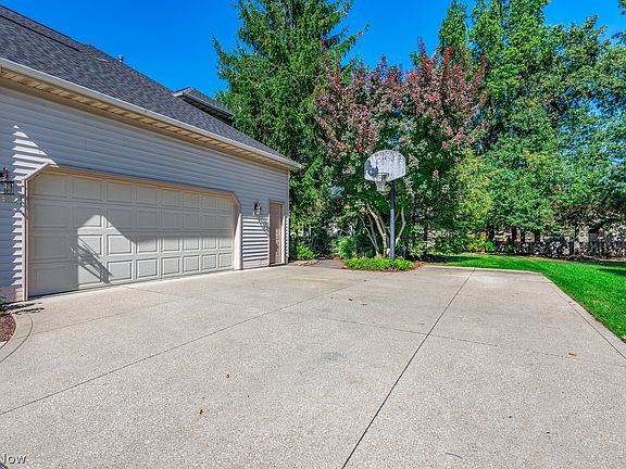 4th image of 33706 N Fall Lake Dr