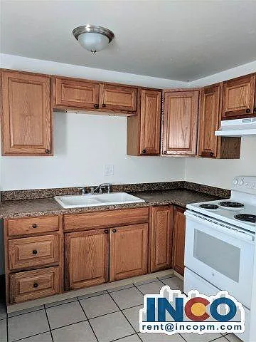 4237 S Huron St — Photo 3
