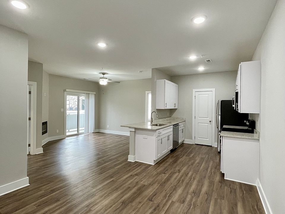 1st image of 325 English Commons Dr #307
