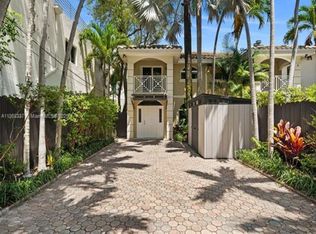 3143 Day Ave, Miami, FL 33133