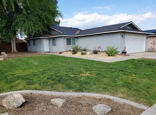 1400 E Laurel Ave, Tulare, CA 93274