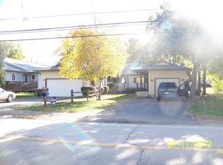 817 Washington St, Woodstock, IL 60098