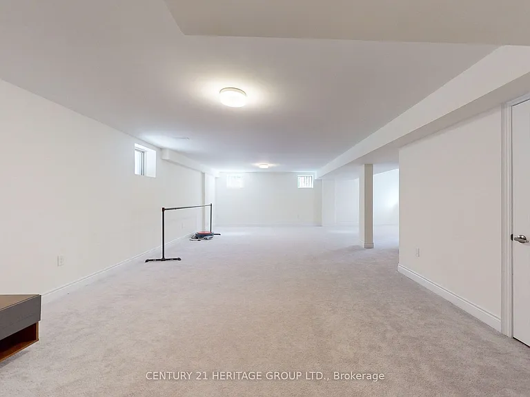 1409 Blackmore St — Photo 26