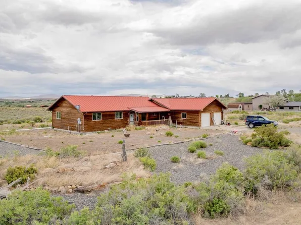 23 Sage Dr, Cody, WY 82414