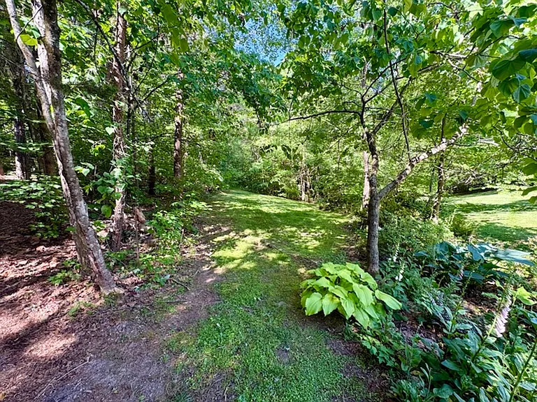 160 Burning Oaks Dr — Photo 31