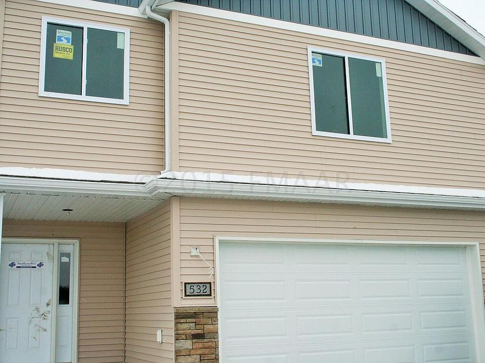 1st image of 532 13th Ave NW