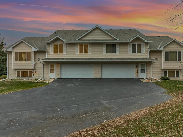 1441 S Trail Cir, Faribault, MN 55021